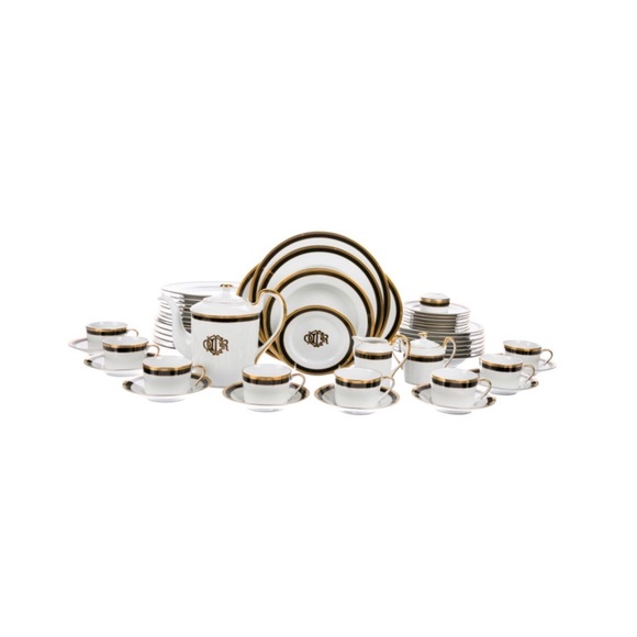 CHRISTIAN DIOR MONOGRAM 52 pieces dinnerware set. - Picture 2 of 8